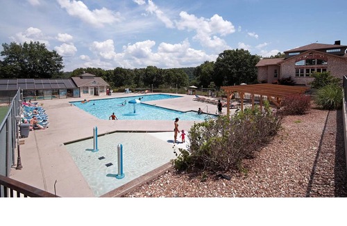 Table Rock Condo | CaddyShack @ Pointe Royale Golf Village - Next to the Amazing Pools & Rec Area