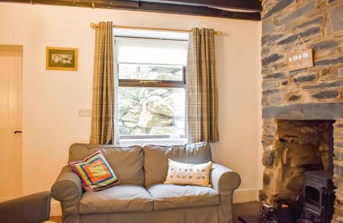 Dolwyddelan House | Cae'r Elen