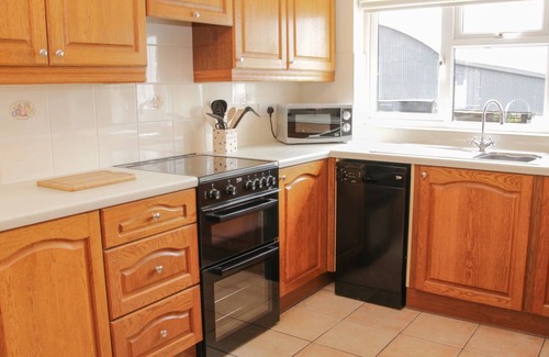 Pontdolgoch Cottage | CAESAMSON, pet friendly, character holiday cottage in Caersws