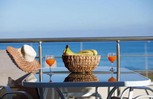 Sfakaki Apartment | Cafe Noir - Sea View Exclusive Maisonette by Sky Hill Resorts