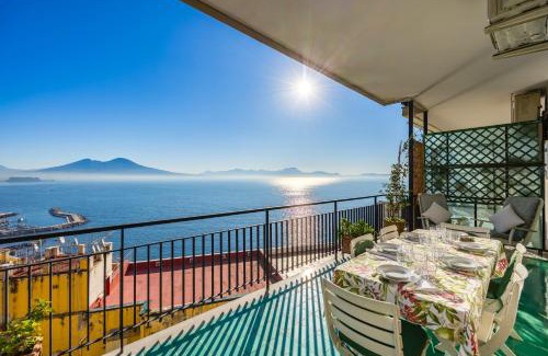 Posillipo Apartment | CaHouse Accogliete Appartamento sul Golfo