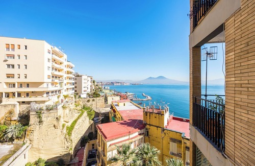 Posillipo Apartment | CaHouse - Three Bedroom Apartment, Sleeps 9