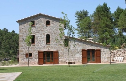 Viver i Serrateix Cottage | Cal Rebotit Self catering for 10/14 people