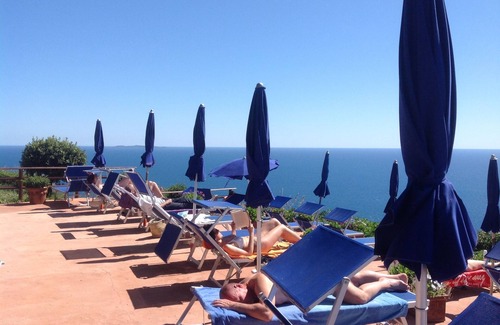 Cala Piccola Apartment | Cala Piccola, house with access to swimming pool and private beach