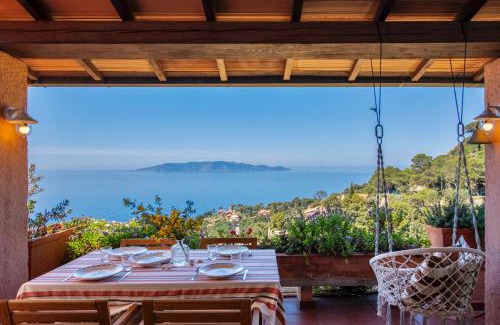 Cala Piccola Apartment | [cala piccola] magical sunset + reserved beach