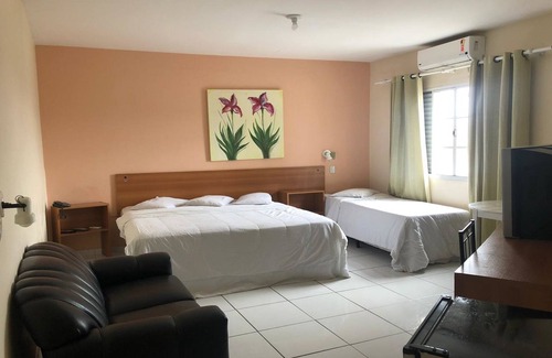 Tres Coracoes Hotel | Calabreza Hotel e Restaurante - By UP Hotel