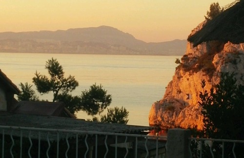 Niolon Apartment | Calanque de Niolon: Loft with sea view