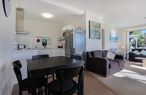 Sapphire Coast Cabin | Calendo Apartmnts - Unit 1: Ground Floor