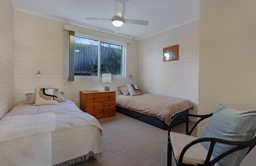 Sapphire Coast Cabin | Calendo Apartmnts - Unit 1: Ground Floor