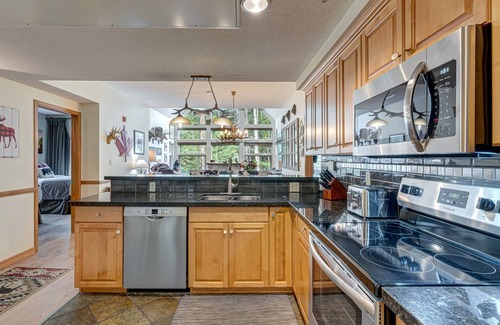 Canmore Condo | Call to the Wild in Canmore!