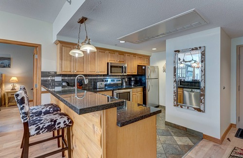Canmore Condo | Call to the Wild in Canmore!