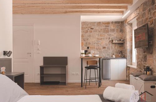 Muggia Apartment | CALLE DE BERNARDIS 1 l BB APARTMENTS TRIESTE