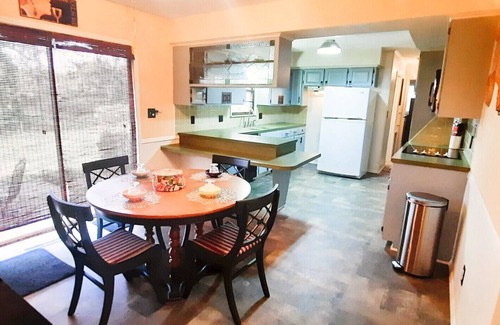 Springfield House | Calm and peaceful 3 bedroom home with huge back