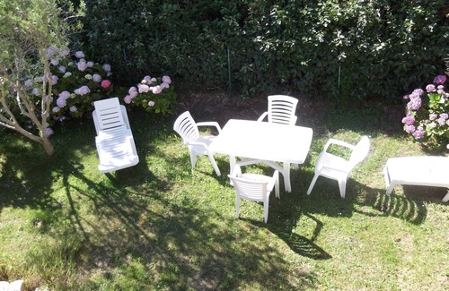 Trebeurden Apartment | Calm and tranquility in this apartment located 900m from the beaches