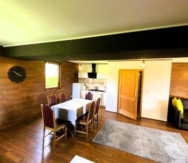 Lapsze Nizne Ski Chalet | Caloroczne Domki w Gorach"ALEKSANDER"