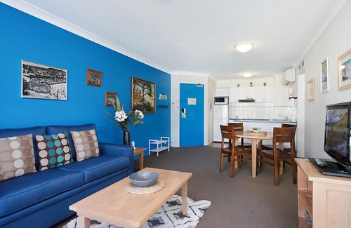 Coolangatta Apartment | Calypso Plaza Resort Unit 217