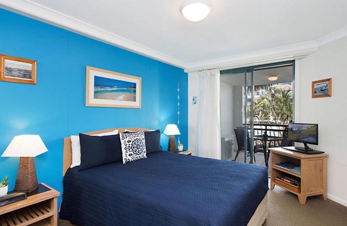 Coolangatta Apartment | Calypso Plaza Resort Unit 217