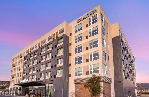 Burbank Hotel | Cambria Hotel Burbank Airport