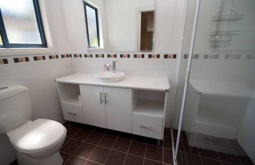 Lakes Entrance House | Cambroe - Lakes Entrance