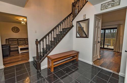Cresco House | Camelback Ski Mts,Firepit, Hottub,Kalahari WaterPark,Linens!
