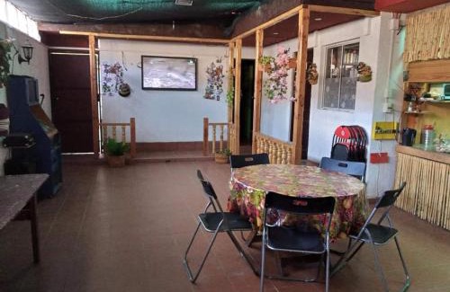 Camina House | Camiña a Laguna Roja