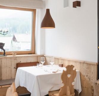 Cortina d'Ampezzo Hotel | Camina Suite and Spa