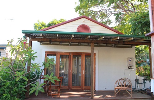 Camp Hill Cottage | Camp Hill Cottage - Private Family/Pet Friendly