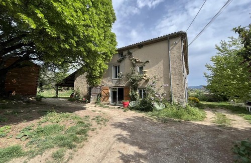 Pierrevert Bed & Breakfast | Campagne Brunette