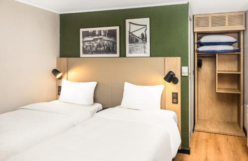 Chelles Hotel | Campanile NATURE - Marne La Vallee Chelles - Villepinte