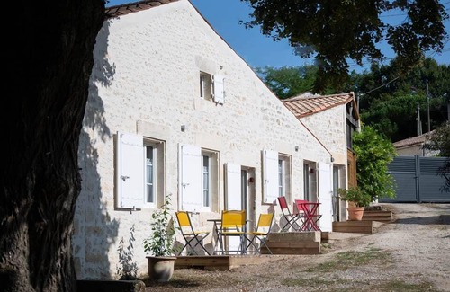 Saint-Porchaire House | Campanule (2/4 people)