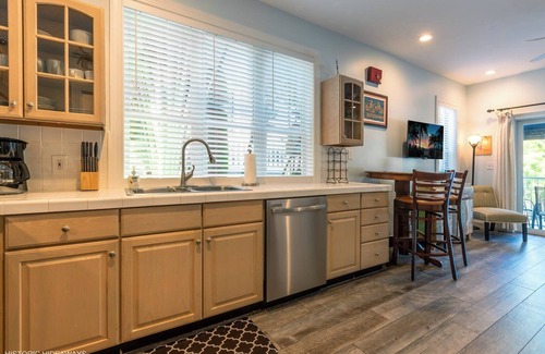 Historic Seaport House | Campbell Suite in Key West