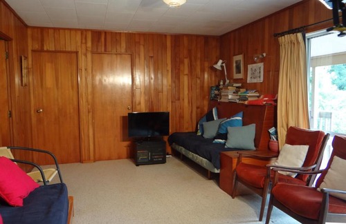 Tawharanui House | Campbells Beach Hideaway - Campbells Beach Bach