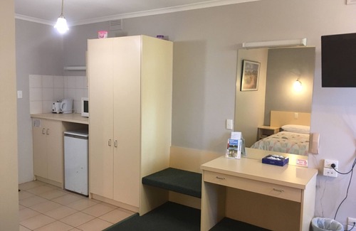 Camperdown Hotel | Camperdown Cascade Motel
