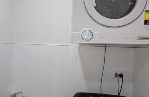 Camperdown Apartment | Camperdown one 05 Close to bus stop and SYD CBD