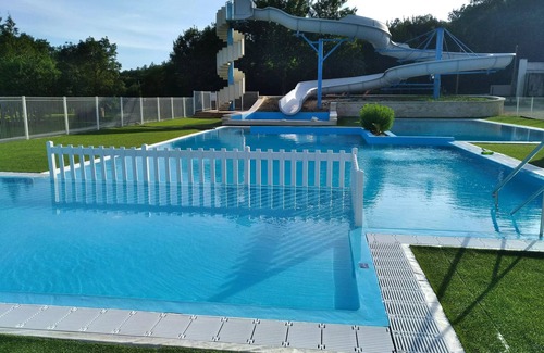 Saint-Mande-sur-Bredoire House | Camping le Lizot* - 4-room mobile home for 4/6 people