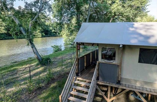 Montpon-Menesterol House | Camping 3 étoiles - Piscine - ccba0bh