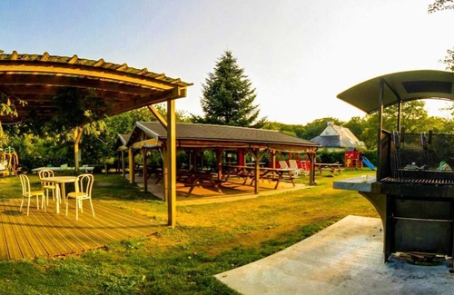 Pont-Scorff House | Camping 3 étoiles - Piscine - efcg0h