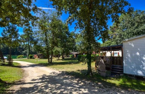 Douville House | Camping 3 étoiles - Piscine - ccafgfg