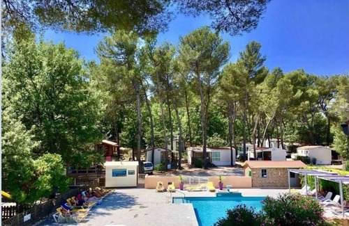 Peynier House | Camping 3 étoiles - Piscine - ccbbhgf