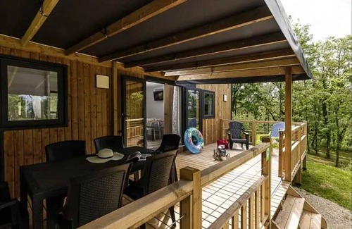 Loupiac House | Camping 4 étoiles - Piscine - efdbdg