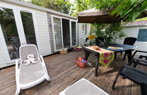 Die House | Camping 4 étoiles - Piscine - ccaifi0