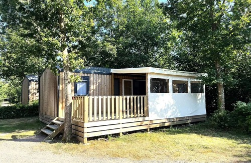 Aubigny-les-Clouzeaux House | Camping Campilo * - Premium Cottage 5 Rooms 2 Bathrooms 8 People Air-Conditioned