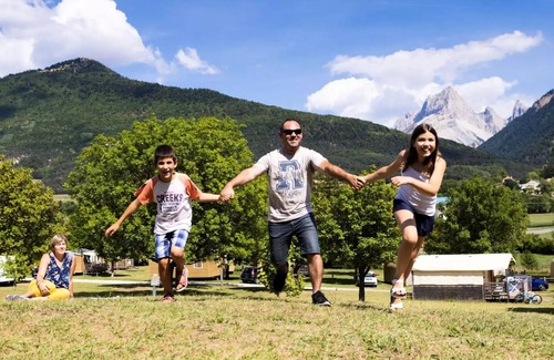 Lus-la-Croix-Haute House | Camping Champ la Chèvre* - Edelweiss cabin (without toilets) 4 people