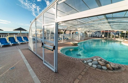 Saint-Michel-Chef-Chef House | Camping du Bord de Mer * - Mobil home Eco 2 bedrooms + terrace - economical 3 people