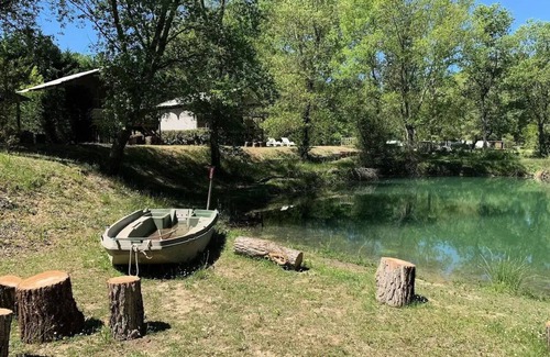 Saint Maime House | Camping Flower La Rivière * - Mobil Home Confort 3 rooms 4 people PMR