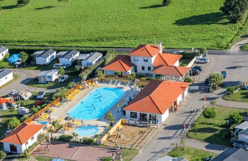 Tharon-Plage House | Camping - Parc aquatique - ccagf0a