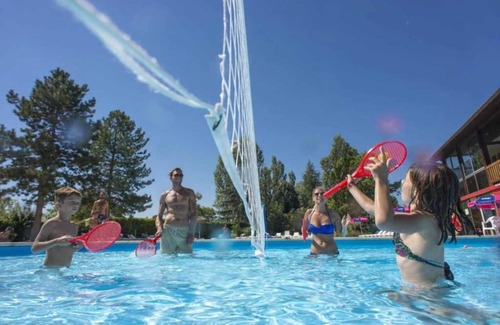 Condrieu House | Camping - Funpass inclus - Piscine - ccaegai