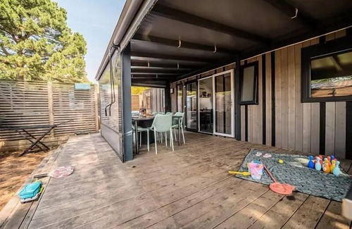 Brem Sur Mer House | Camping L'Océan * - Mobile Home Quattro Premium 5 Rooms 8 People Jacuzzi + Air Conditioning + TV