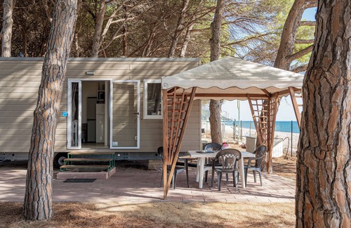 Lotzorai House | CAMPING LE CERNIE- seafront mobile home with klima