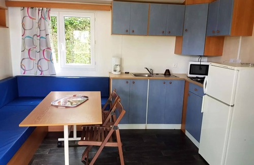 Revel House | Camping le Moulin du Roy * - IRM mobile home - 2 bedrooms - 25m² - 4 to 5 people - 4 people. included in the price